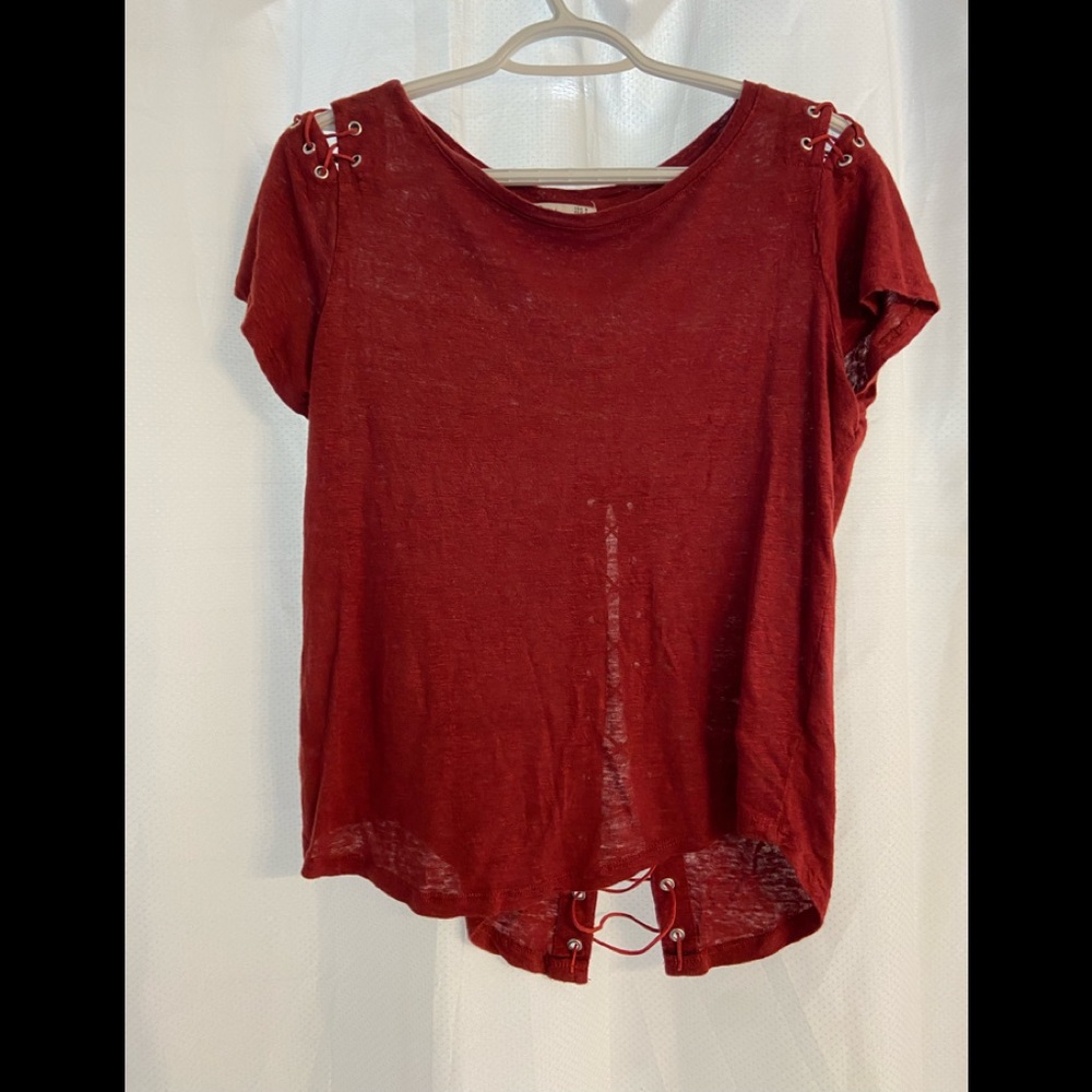 Size medium tee